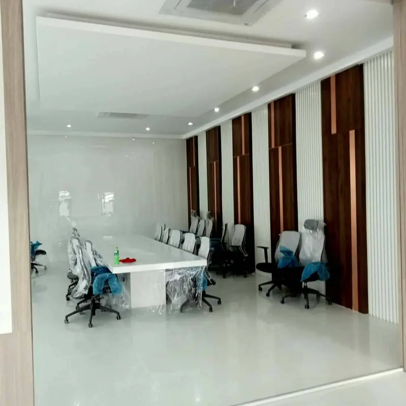 ครัวไฮกลอส & สำนักงานหินอ่อน — 1